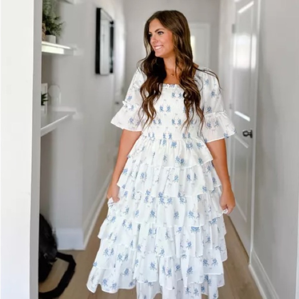 Ivy City Women's White Tiered Floral Midi Dress with Blue Bows